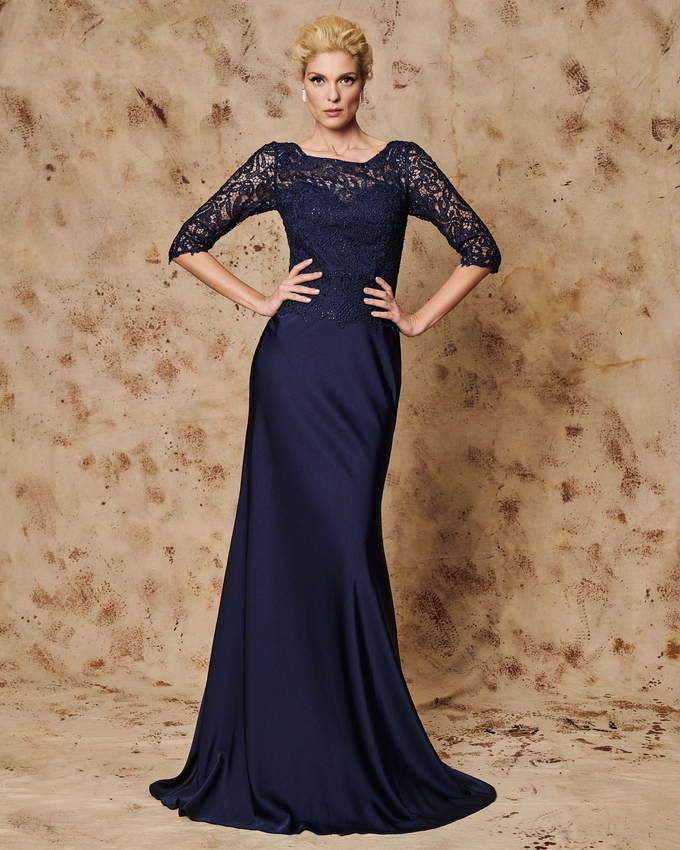 Long evening dress with lace bust and 3/4 sleeves