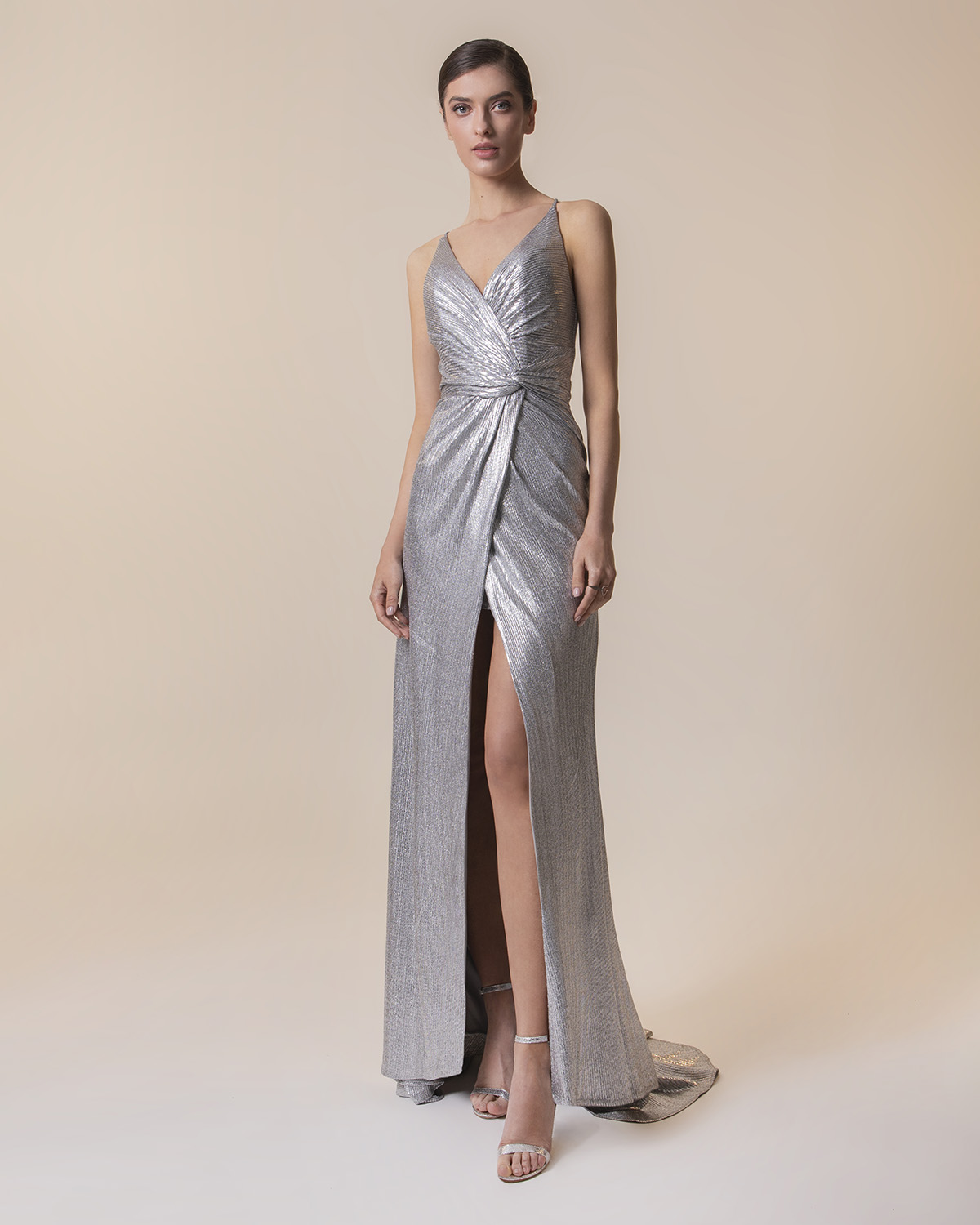 Evening Dresses / Long  evening dress with shining fabric
