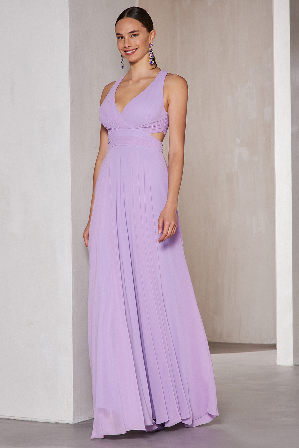 Cocktail Dresses / Long cocktail chiffon dress with open back