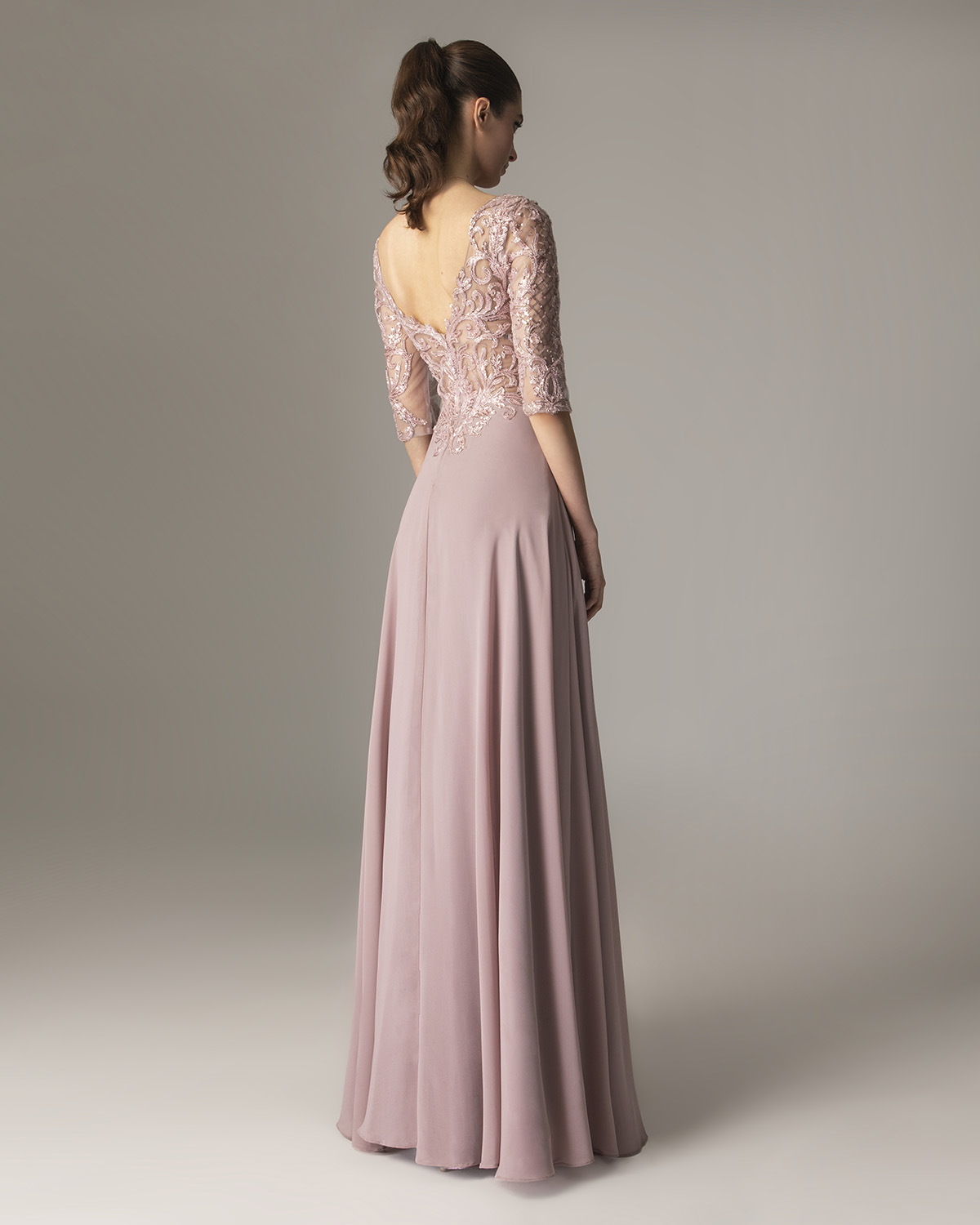 Classic Dresses / Long chiffon dress for the mother of the bride with fully beaded top and sleeves