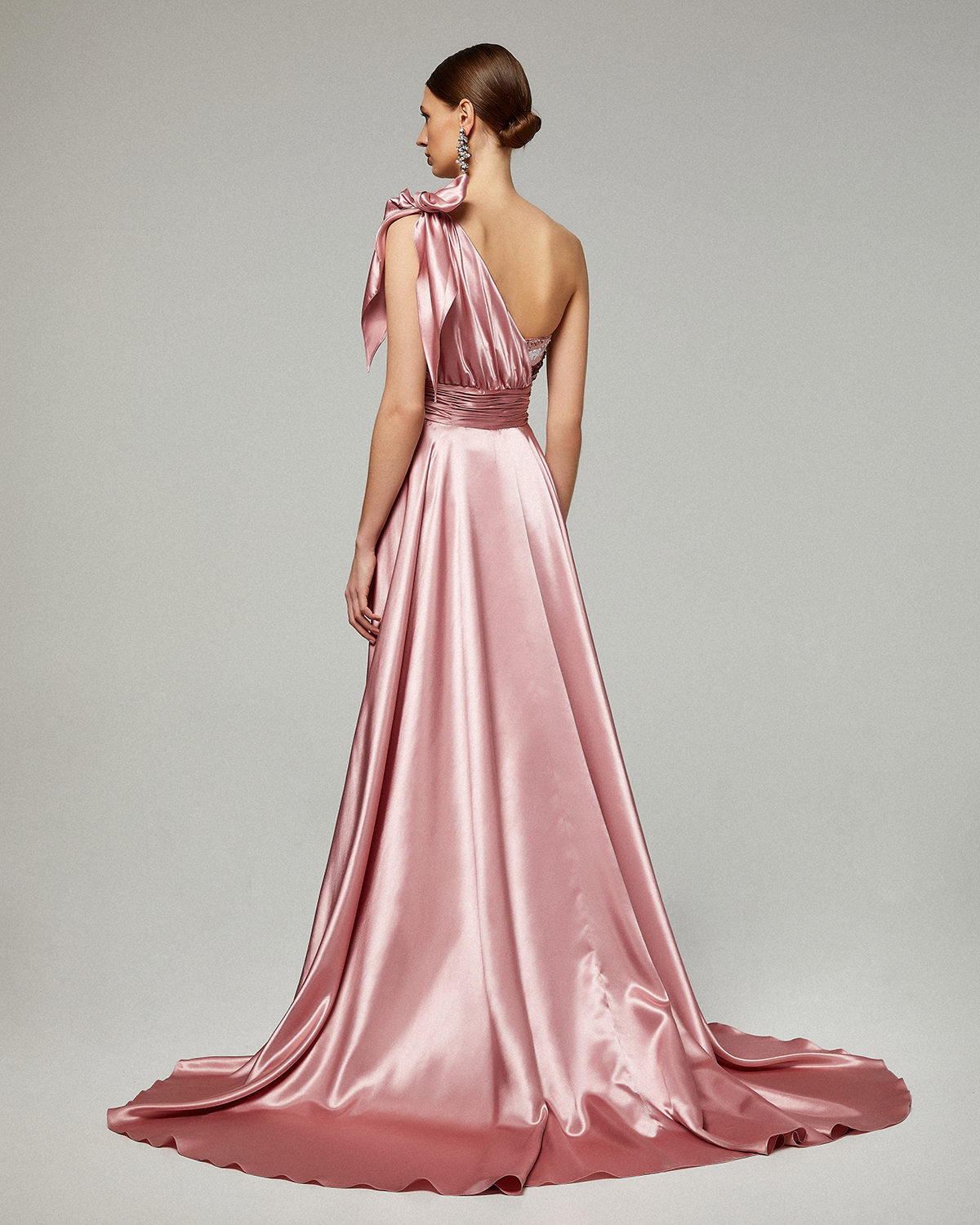 Evening Dresses / One shoulder short evening dress fully beaded with sequences and tail with satin fabric