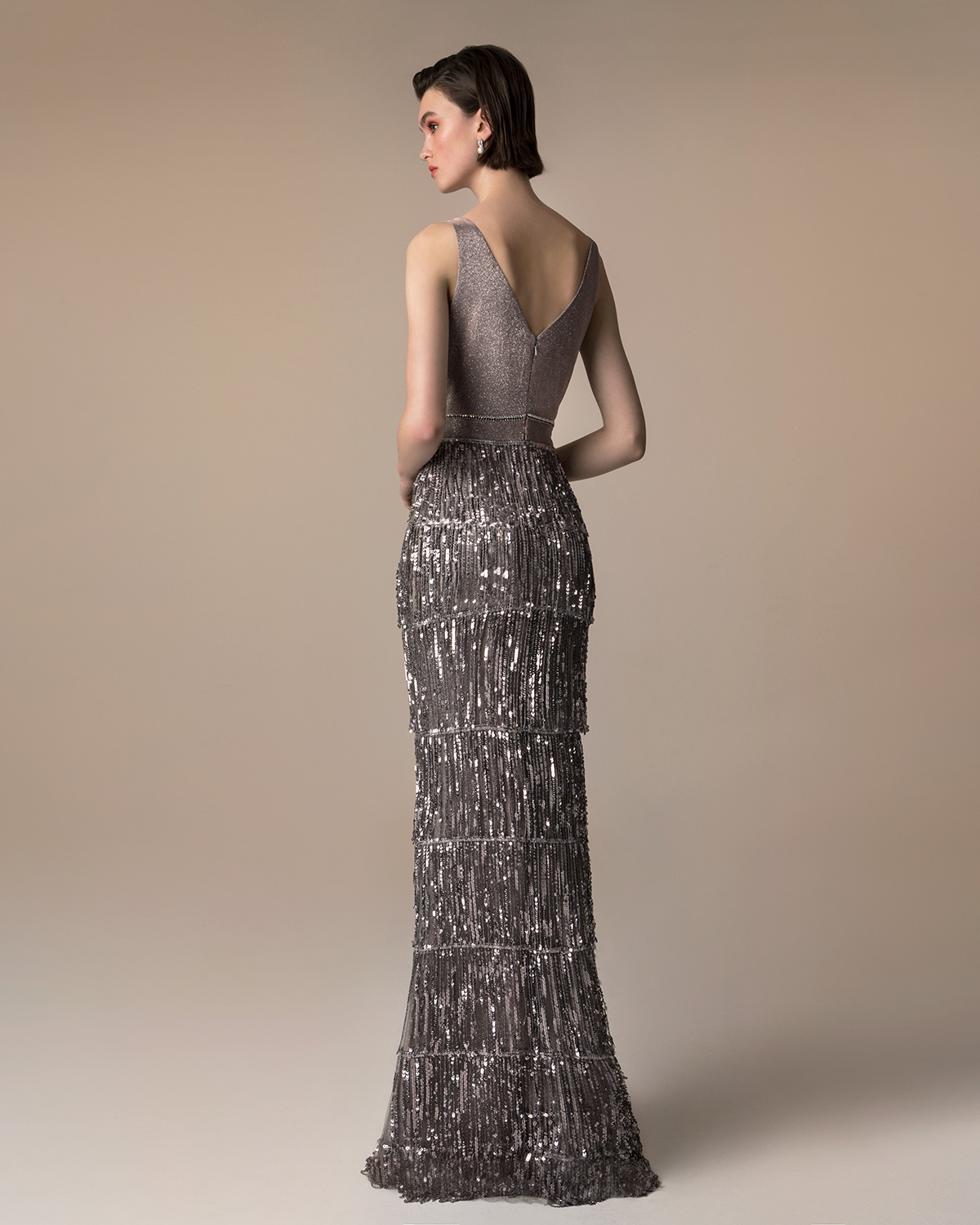 Evening Dresses / Long evening dress with fringed and top with shining fabric