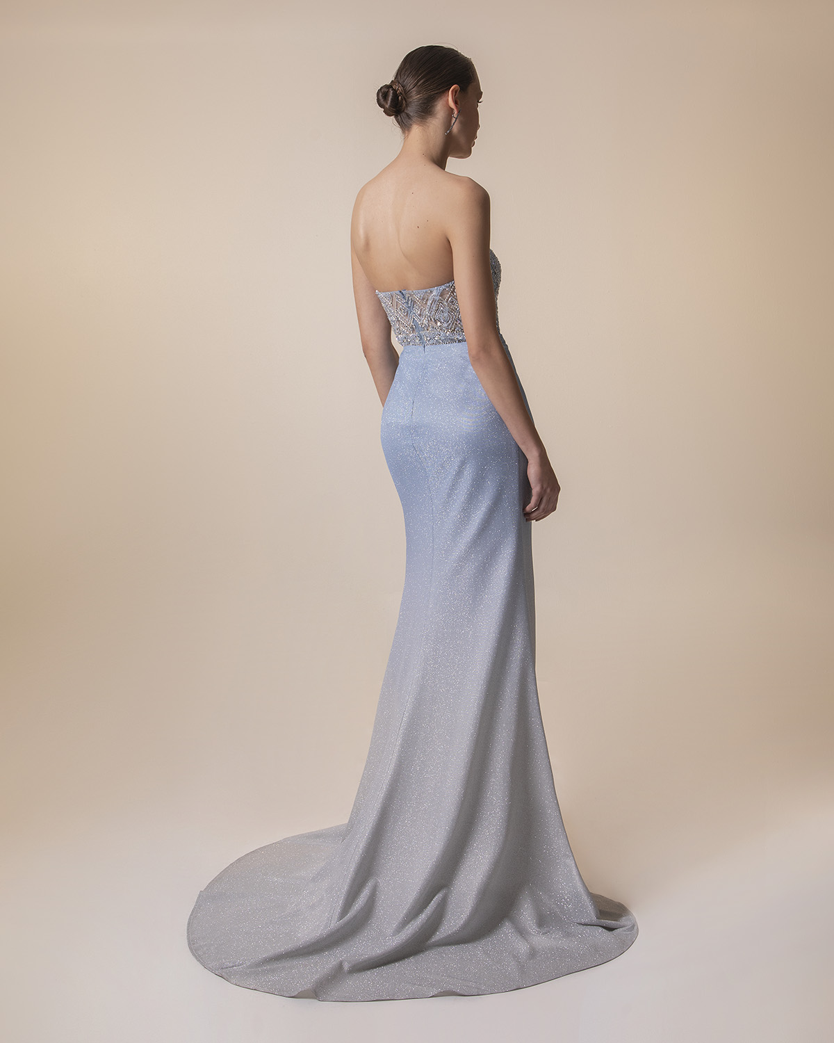 Вечерние платья / Long ombre strapless dress with shining fabric and beaded top