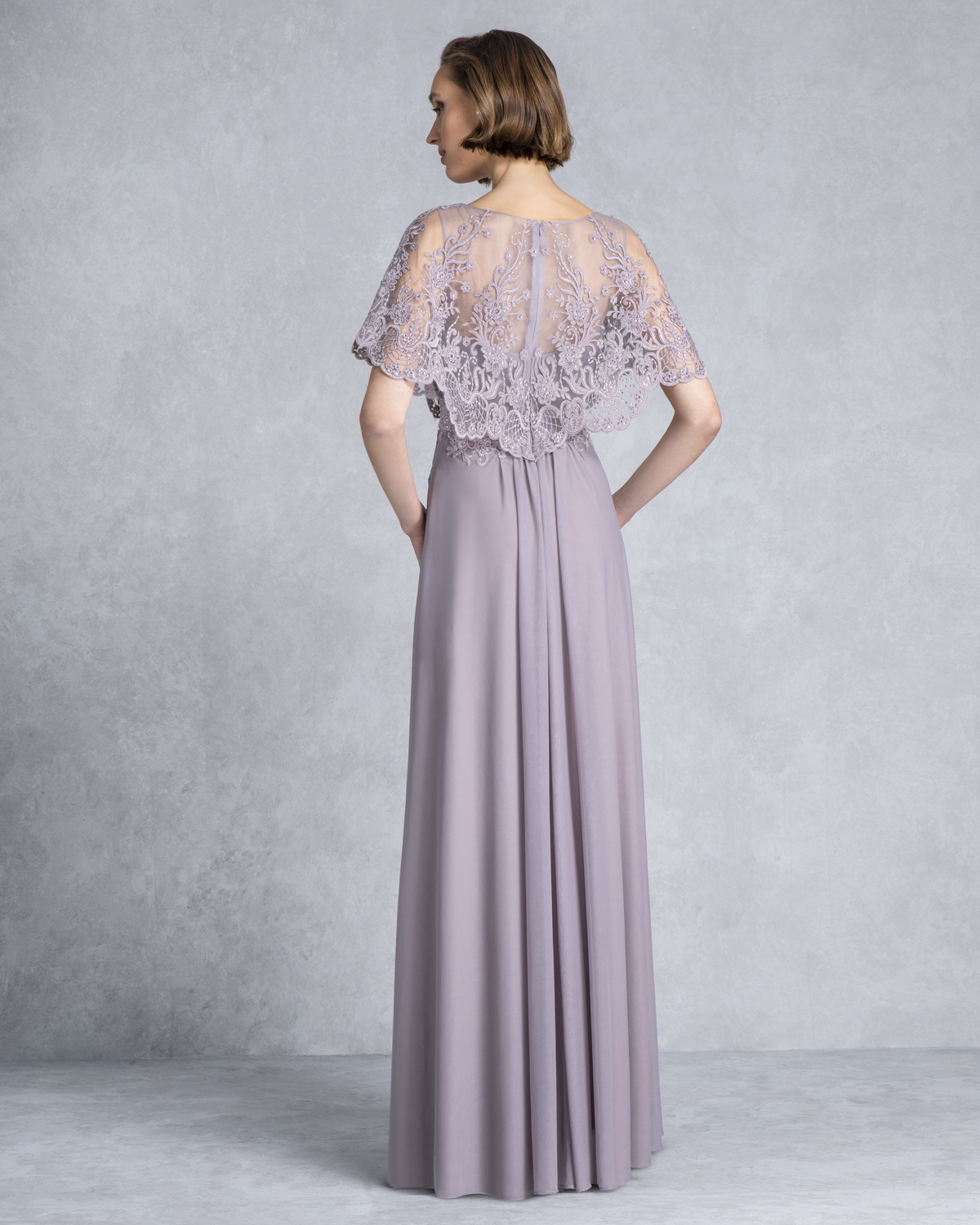 Classic Dresses / Long evening dress with beaded cape