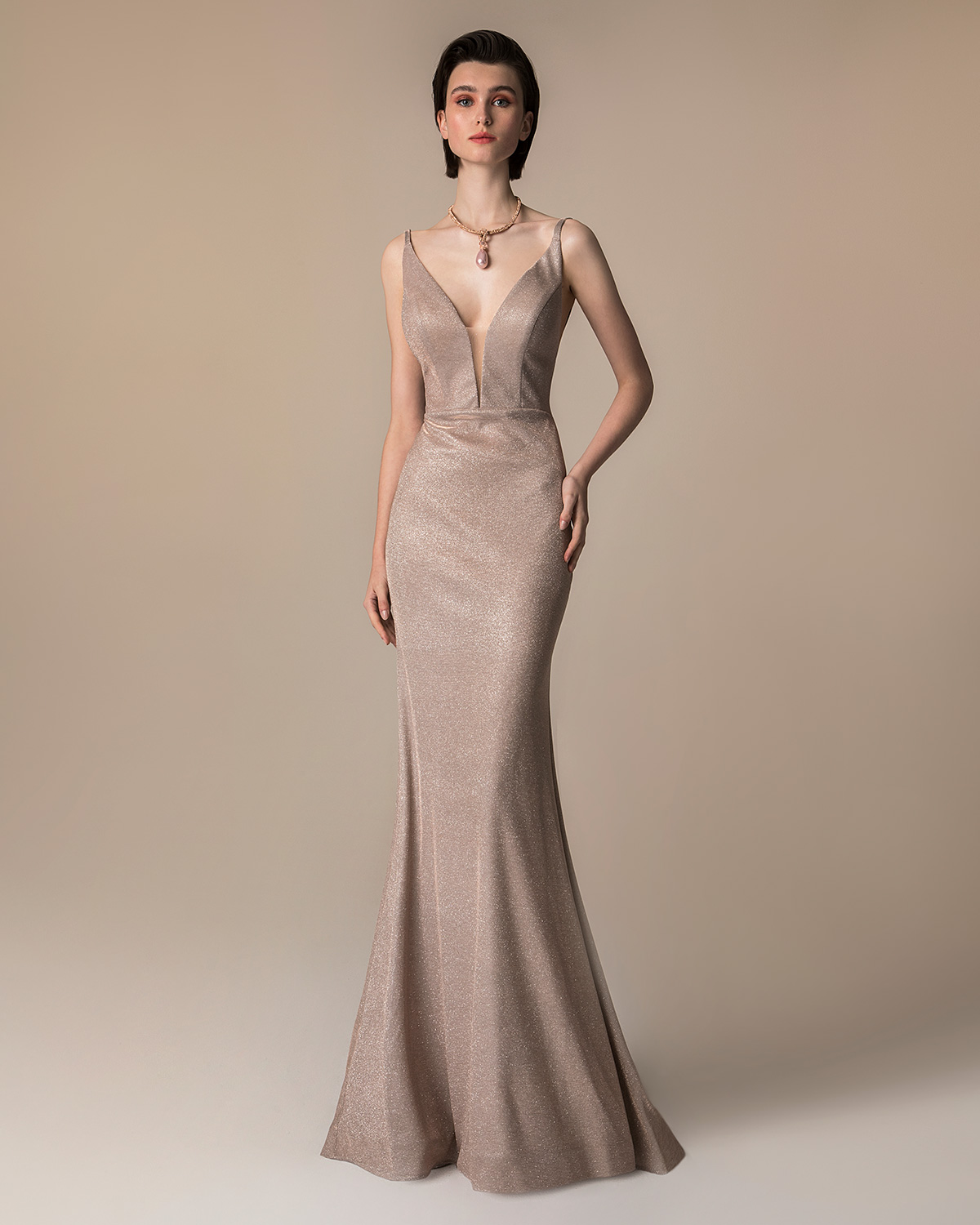 Evening Dresses / Long evening dress with shining fabric