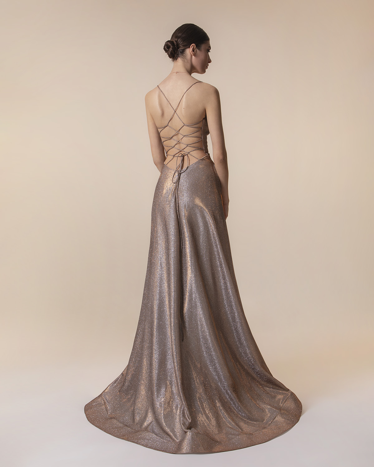 Evening Dresses / Long evening dress with shining fabric and open back