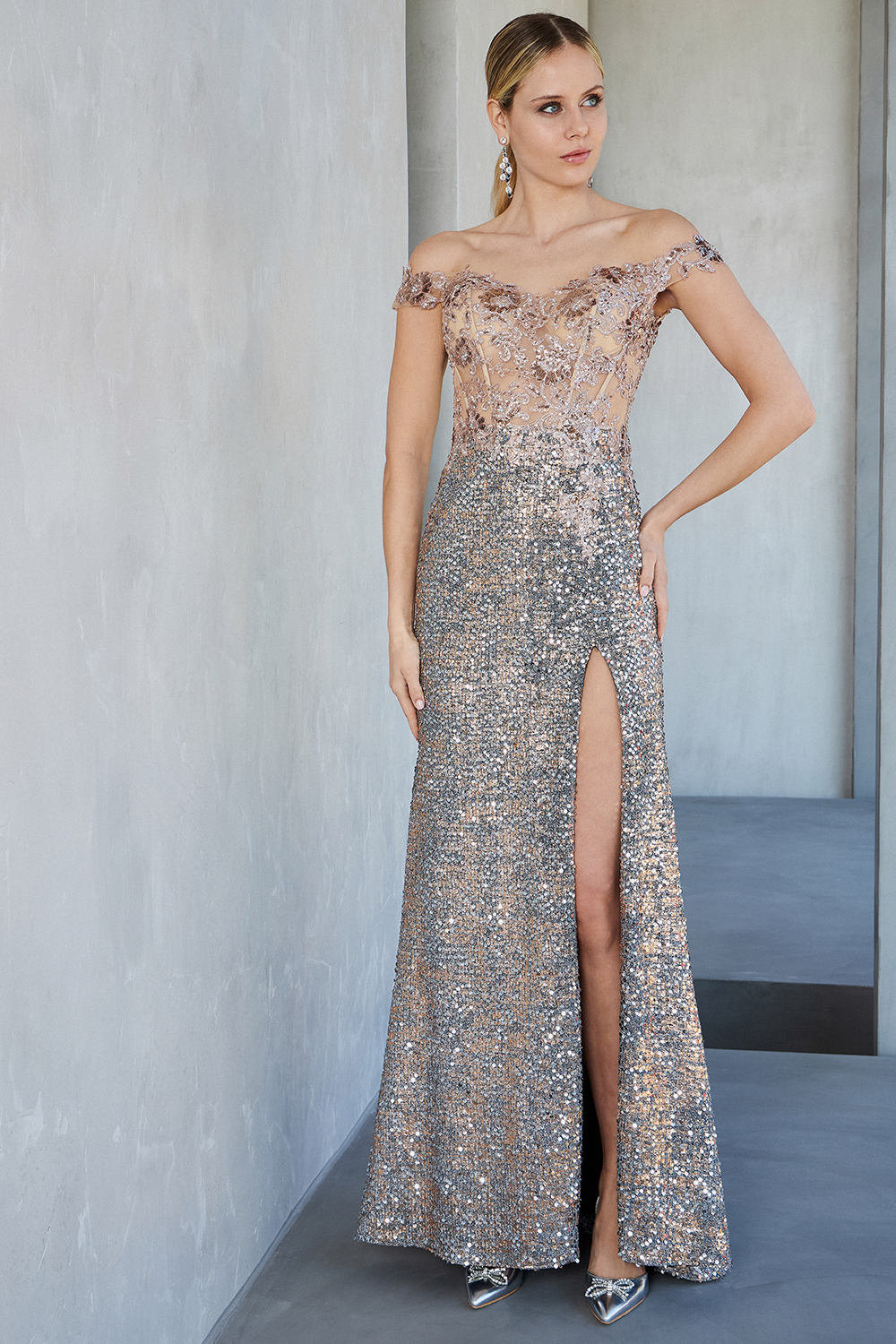 Evening Dresses / Long evening lace dress with beading and sequences at the top