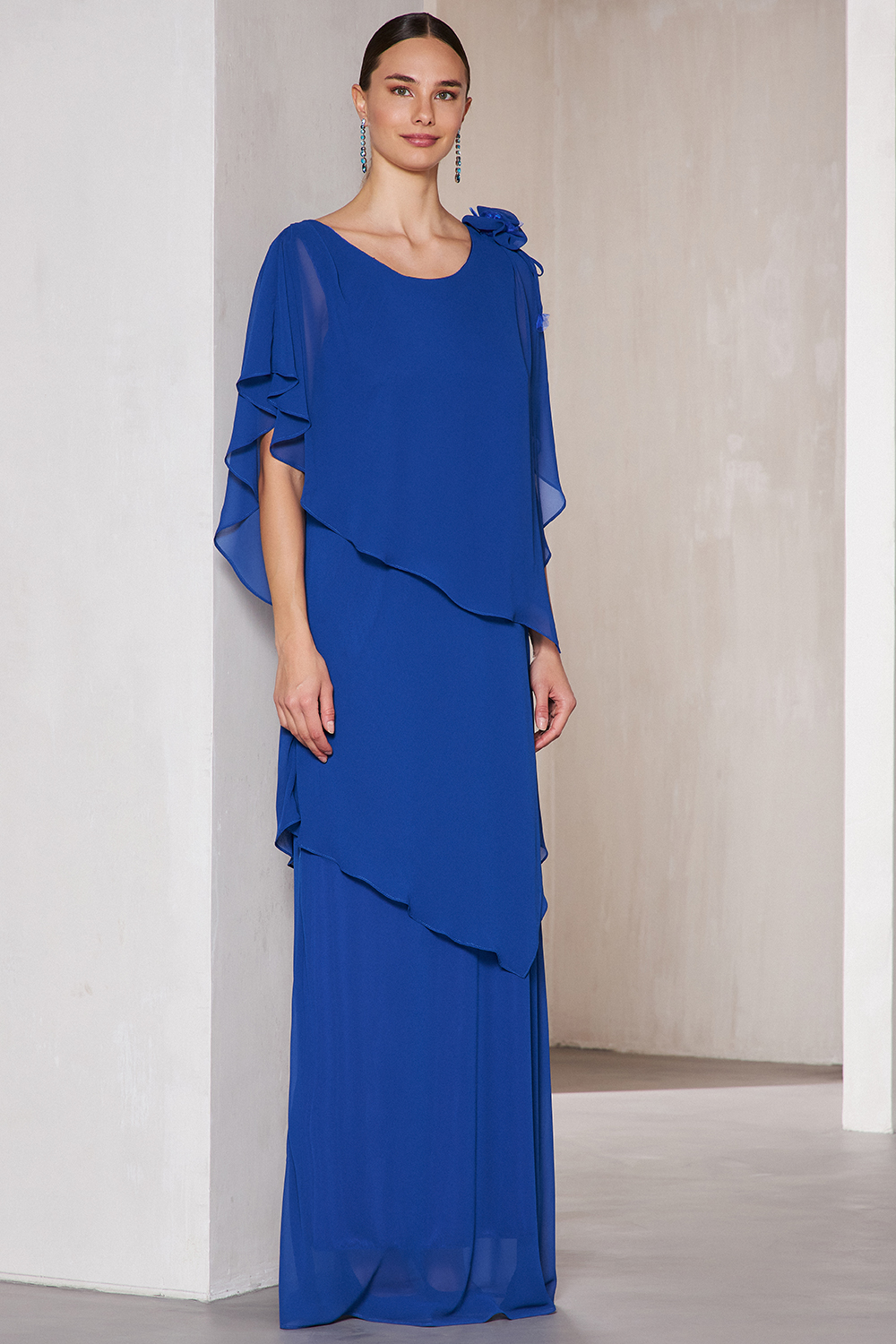 Classic Dresses / Long evening dress with chiffon for the mother of the bride