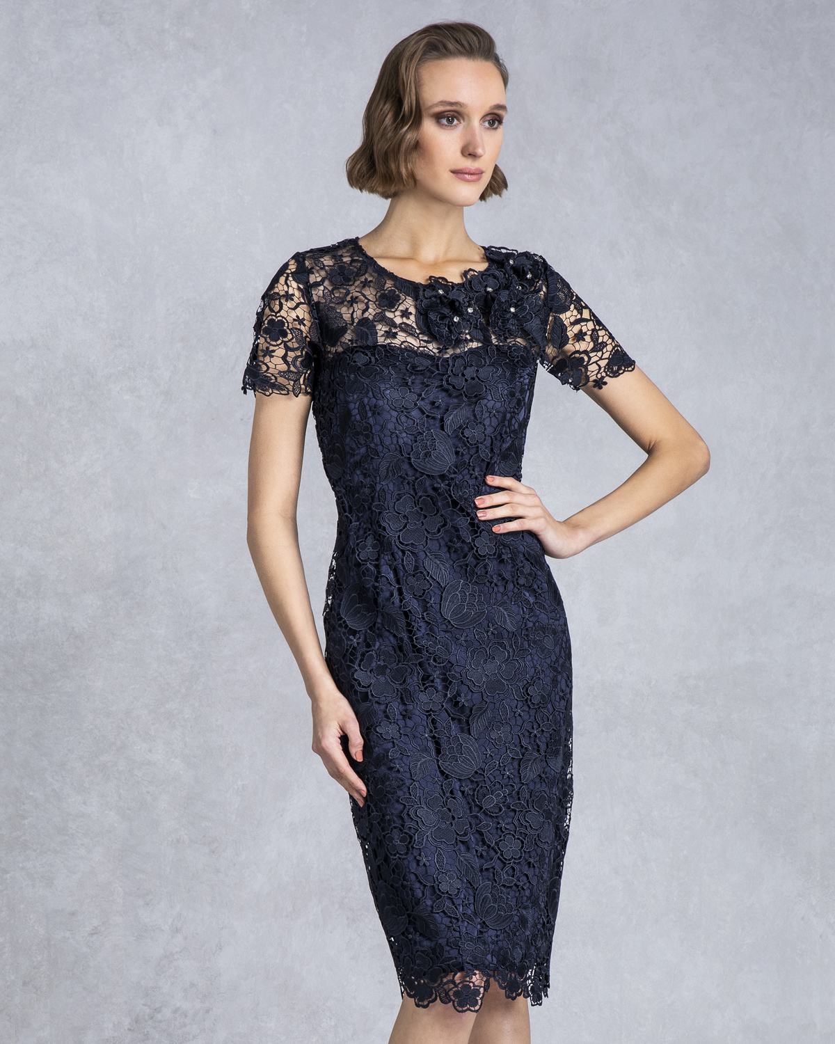 Classic Dresses / Mother of the bride short lace dress with sleeves