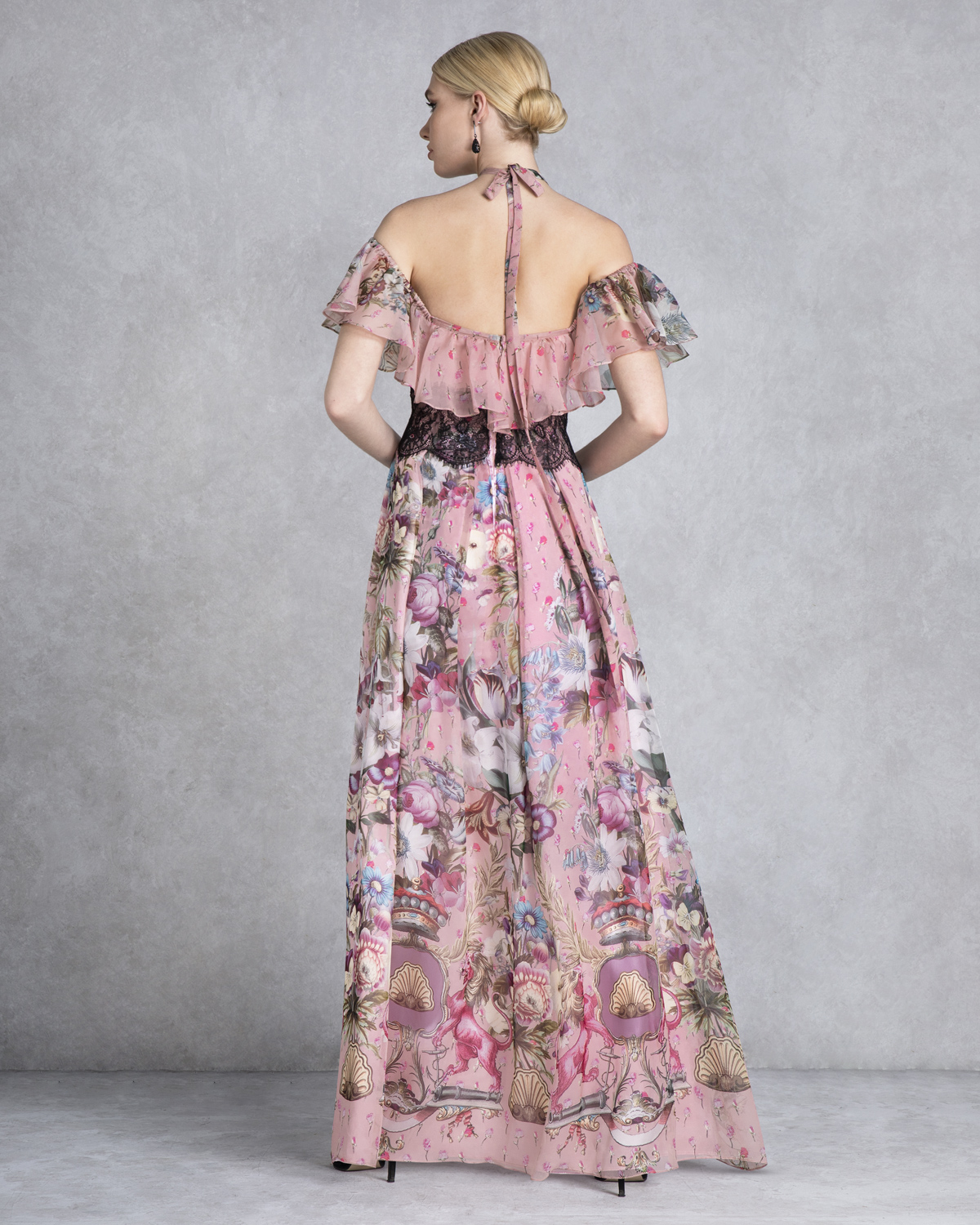 Коктейльные платья / Long printed dress with lace around the waist