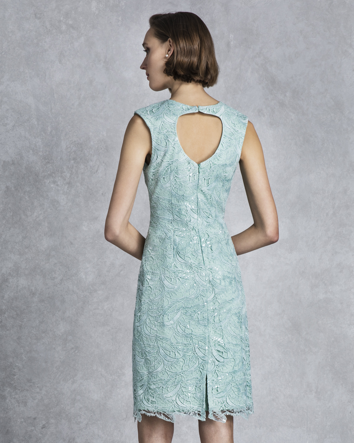Classic Dresses / Short evening lace dress