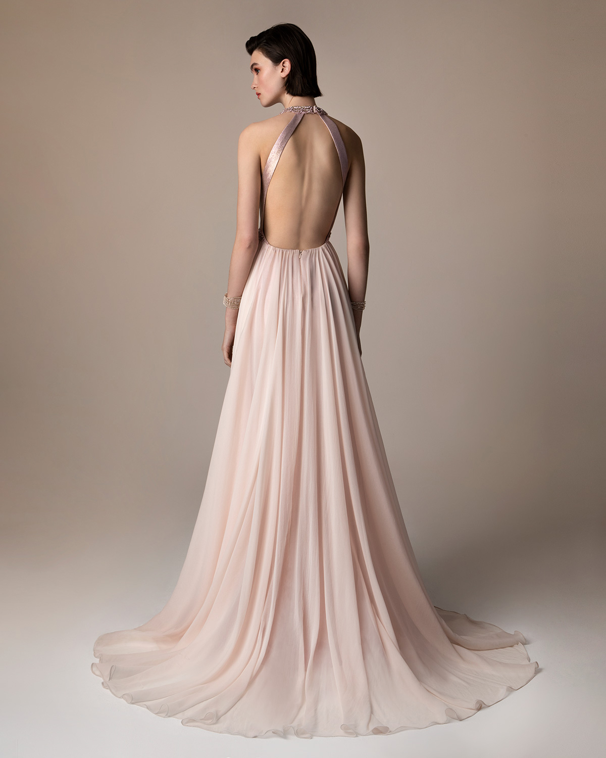 Вечерние платья / Long evening dress with shining fabric and beading on the neck and the waist