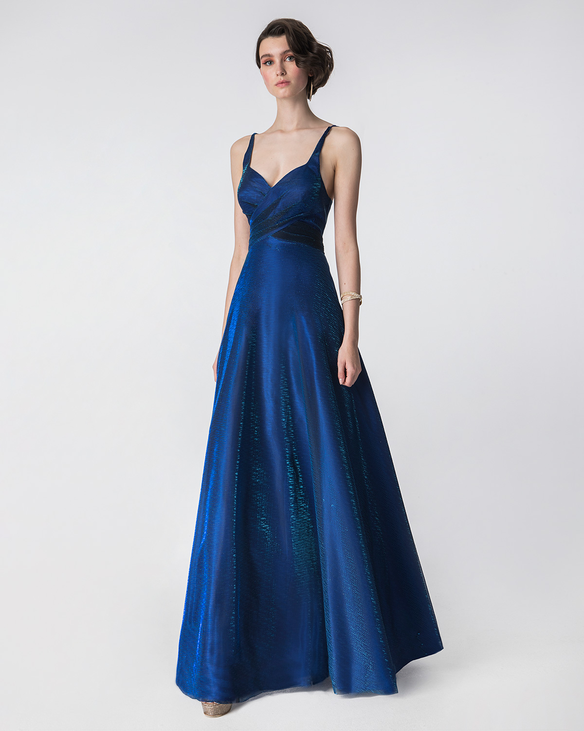 Cocktail Dresses / Long dress with shining fabric