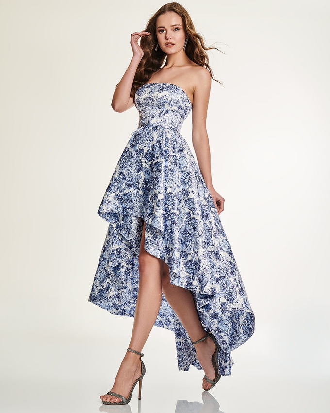 Κοκτέιλ ασύμμετρο στράπλες φόρεμα με φλοράλ μοτίβο
