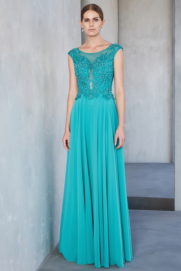 Long evening dress with chiffon and beaded top