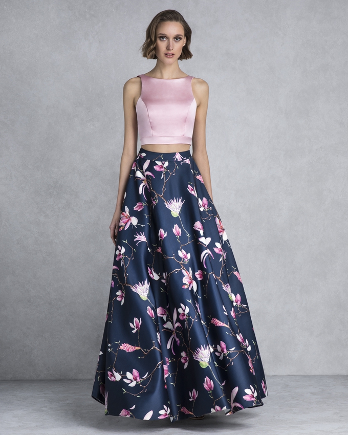 Long floral skirt with printed or solid color top