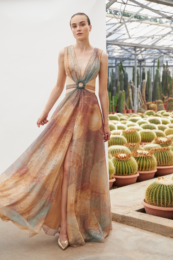 Long cocktail printed dress with shining fabric and open back