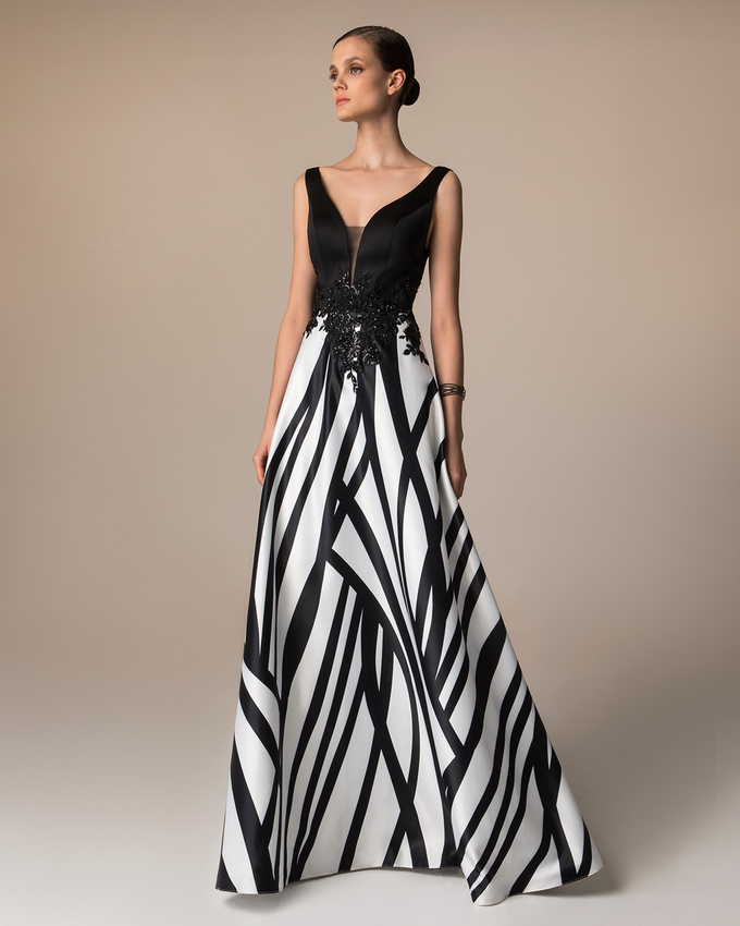 Long evening printed satin dress with applique lace on the waist