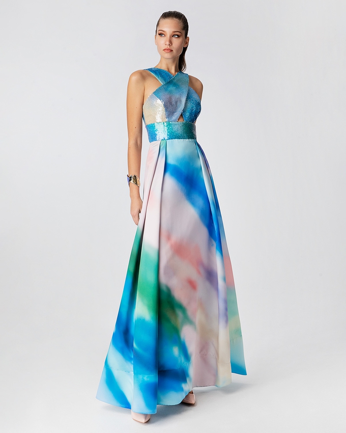 Long printed satin dress with top of printed sequence