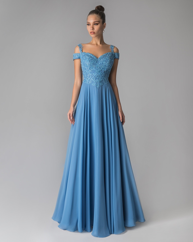 Long evening dress with applique lace and beaded top