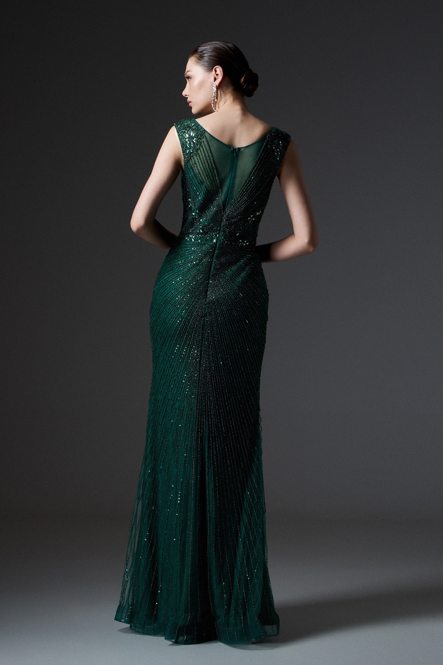 Red Carpet / Evening long fully embroidered dress with wide straps