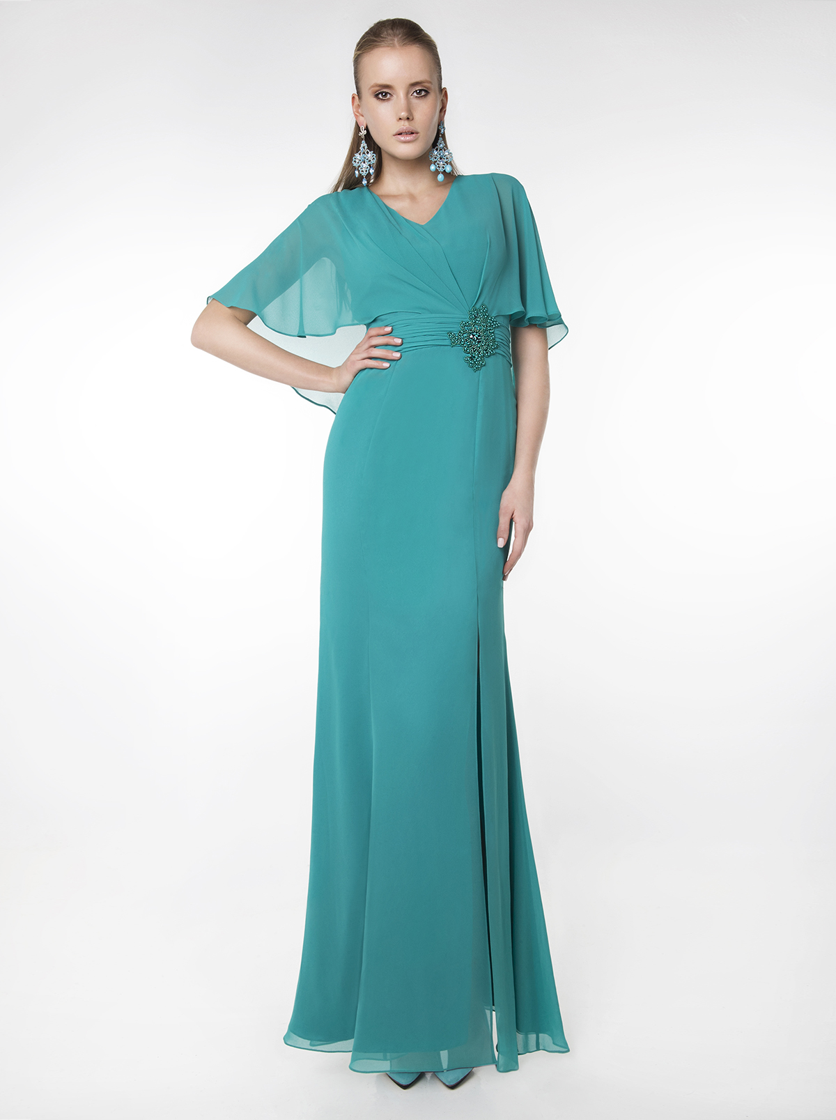 Abiti Eleganti / Φόρεμα μακρύ με φαρδιά μανίκια με λίγο κέντημα