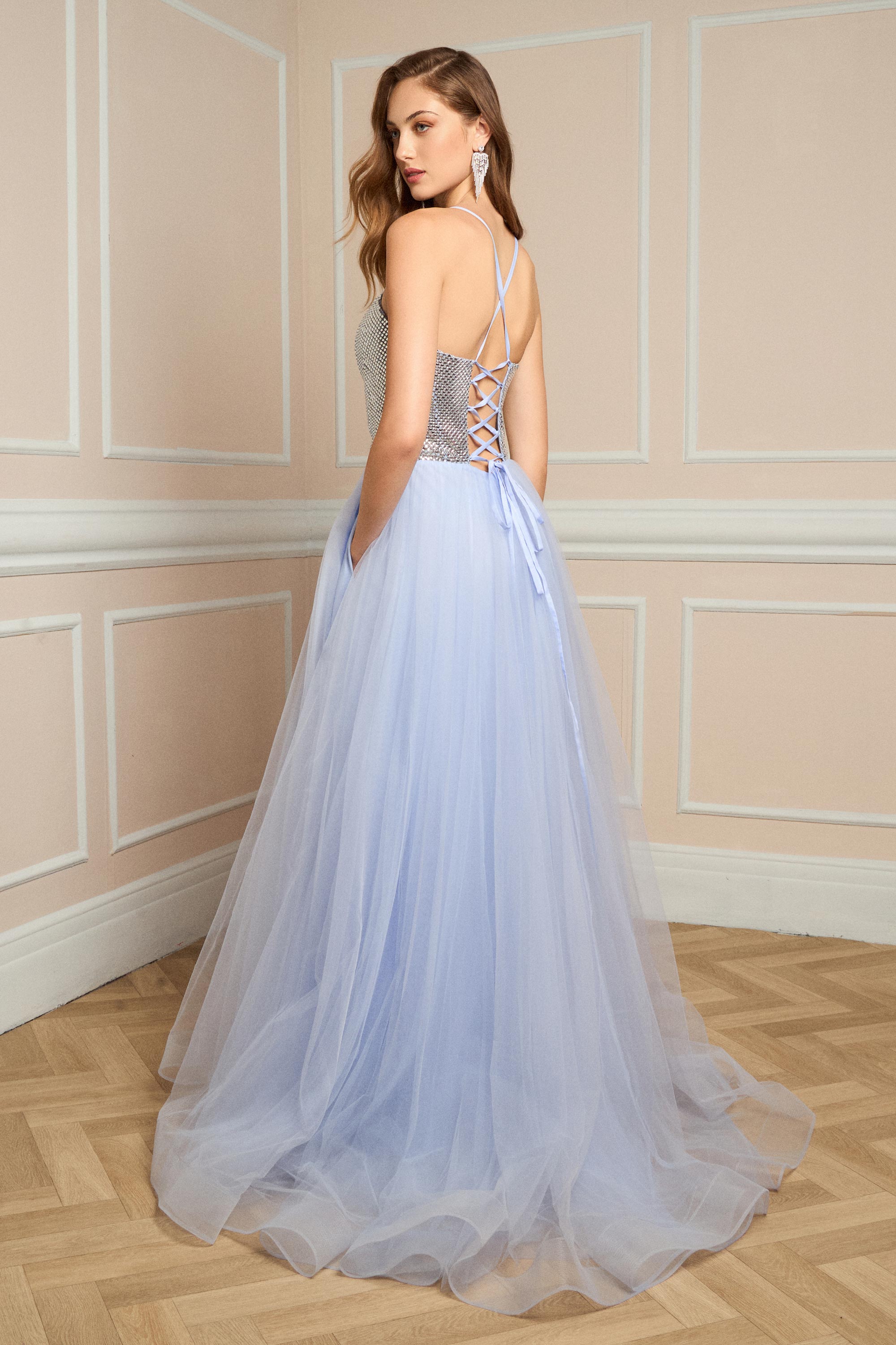 Αμπιγιέ Φορέματα / Εντυπωσιακό αμπιγιέ φόρεμα μακρύ με παγιέτες, τούλι και σκίσιμο