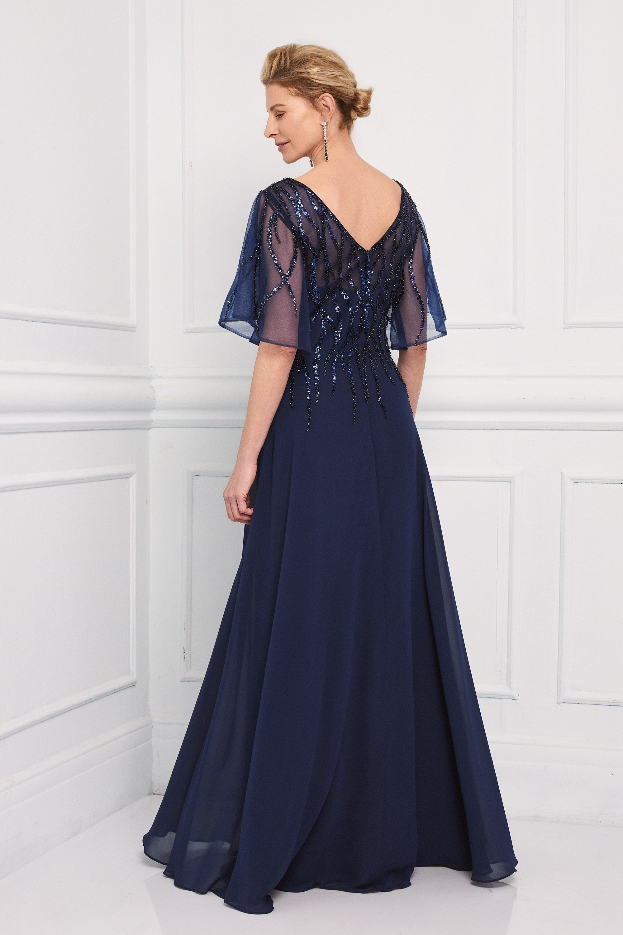 Classic Dresses / Classic long chiffon dress with fully embroidered top and sleeves