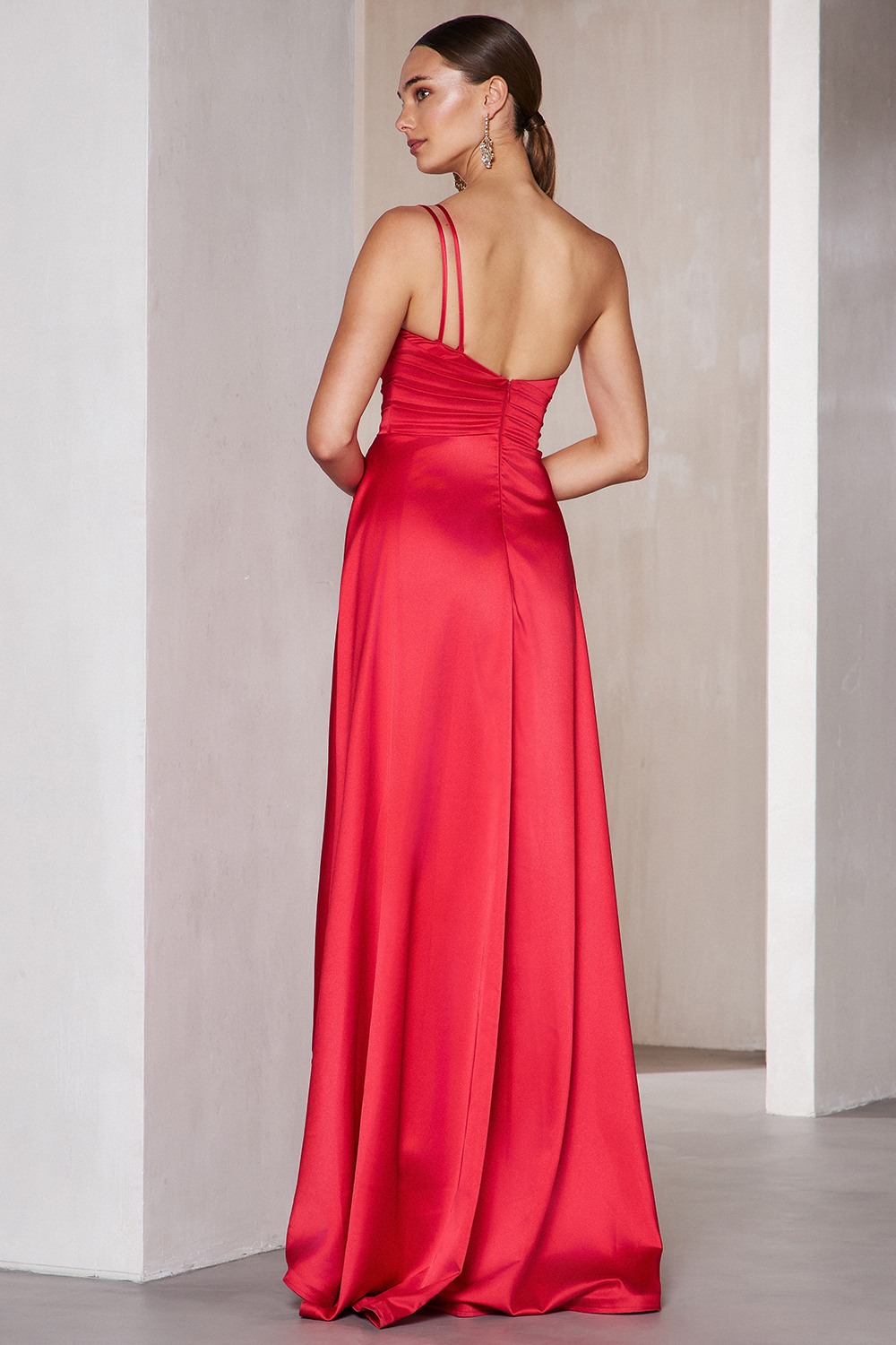 Cocktail Dresses / One shoulder long satin dress