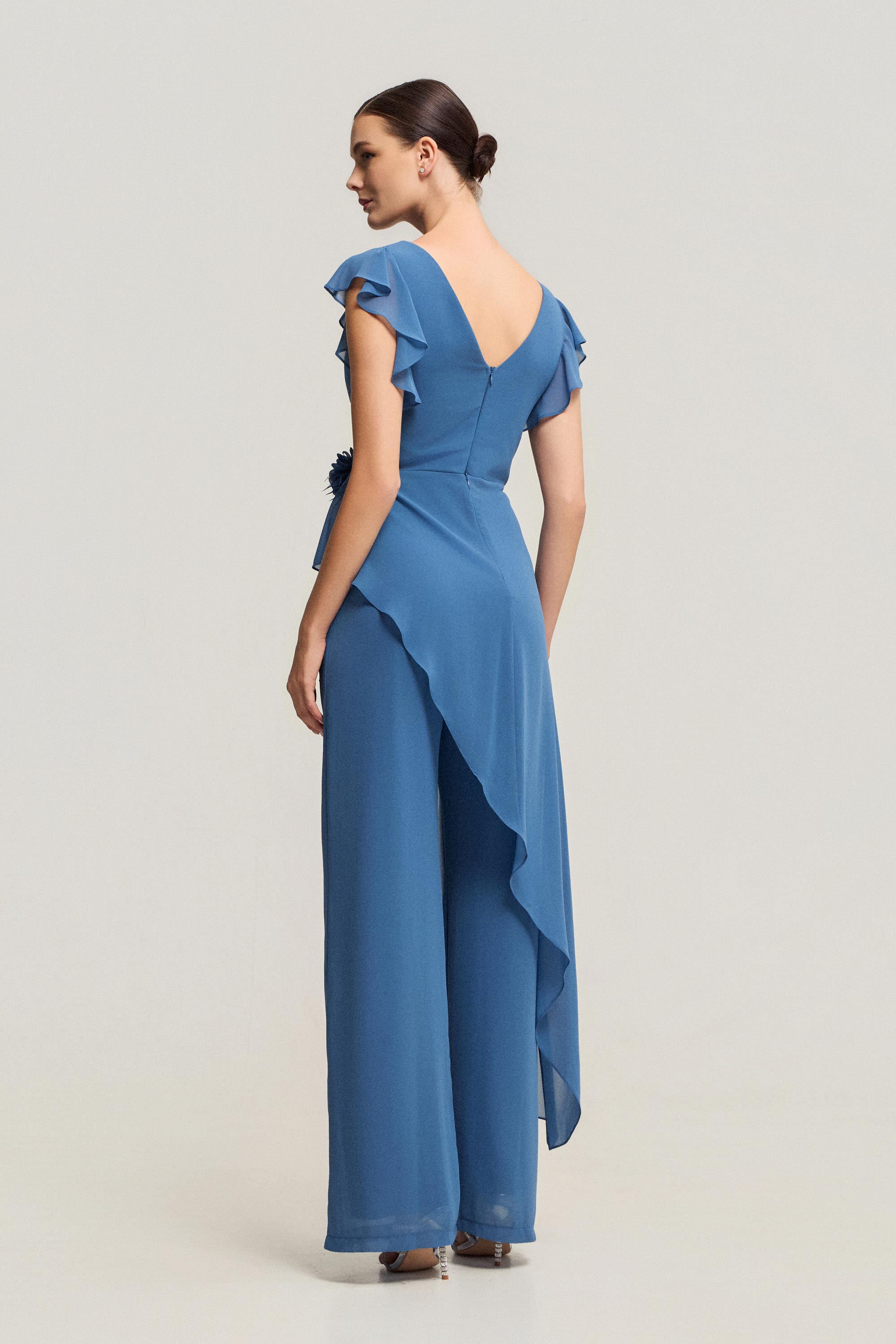 Κοκτέιλ Φορέματα / Κλασική παντελόνα με βολάν, λουλούδι στη μέση και κομψή γραμμή