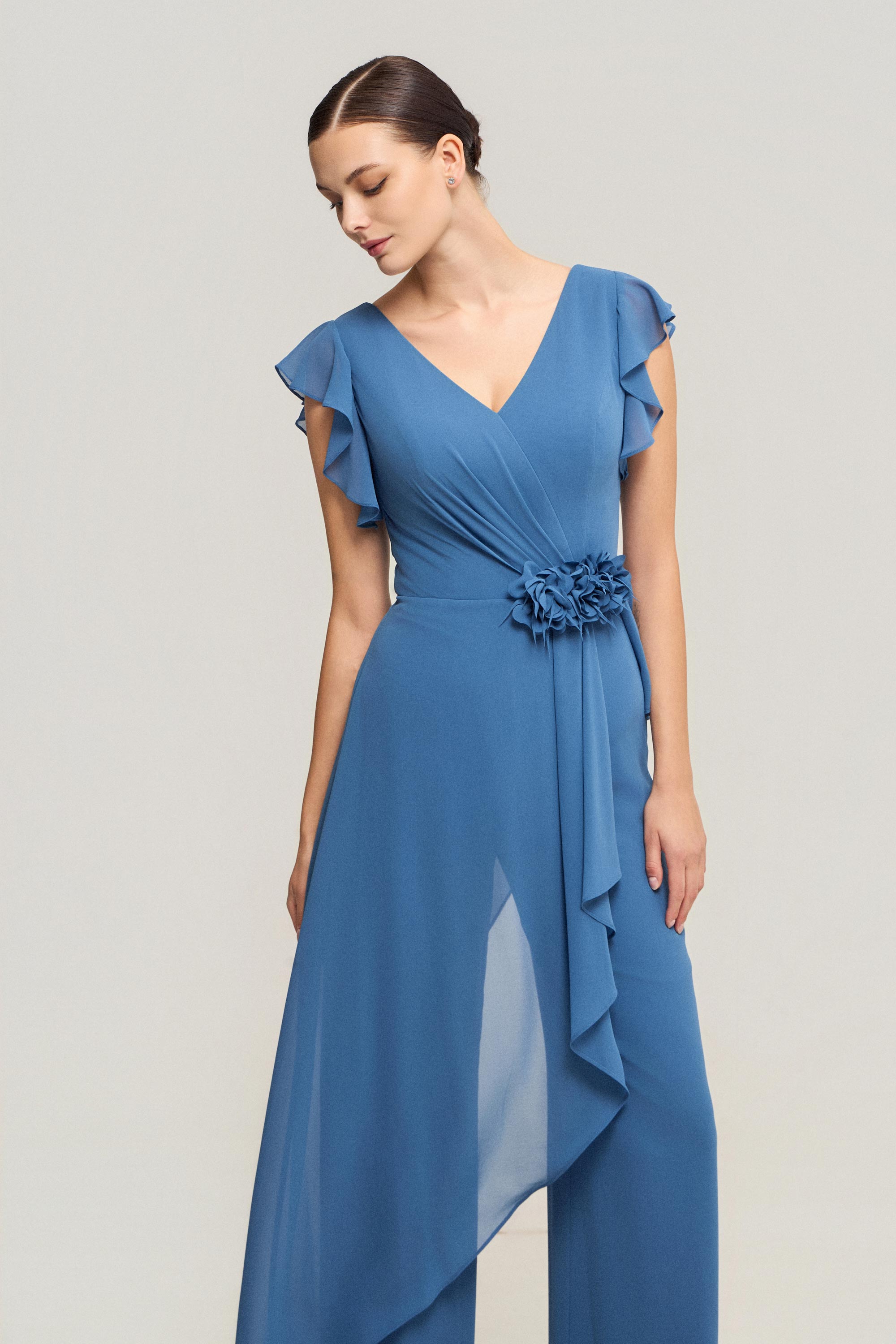 Κοκτέιλ Φορέματα / Κλασική παντελόνα με βολάν, λουλούδι στη μέση και κομψή γραμμή