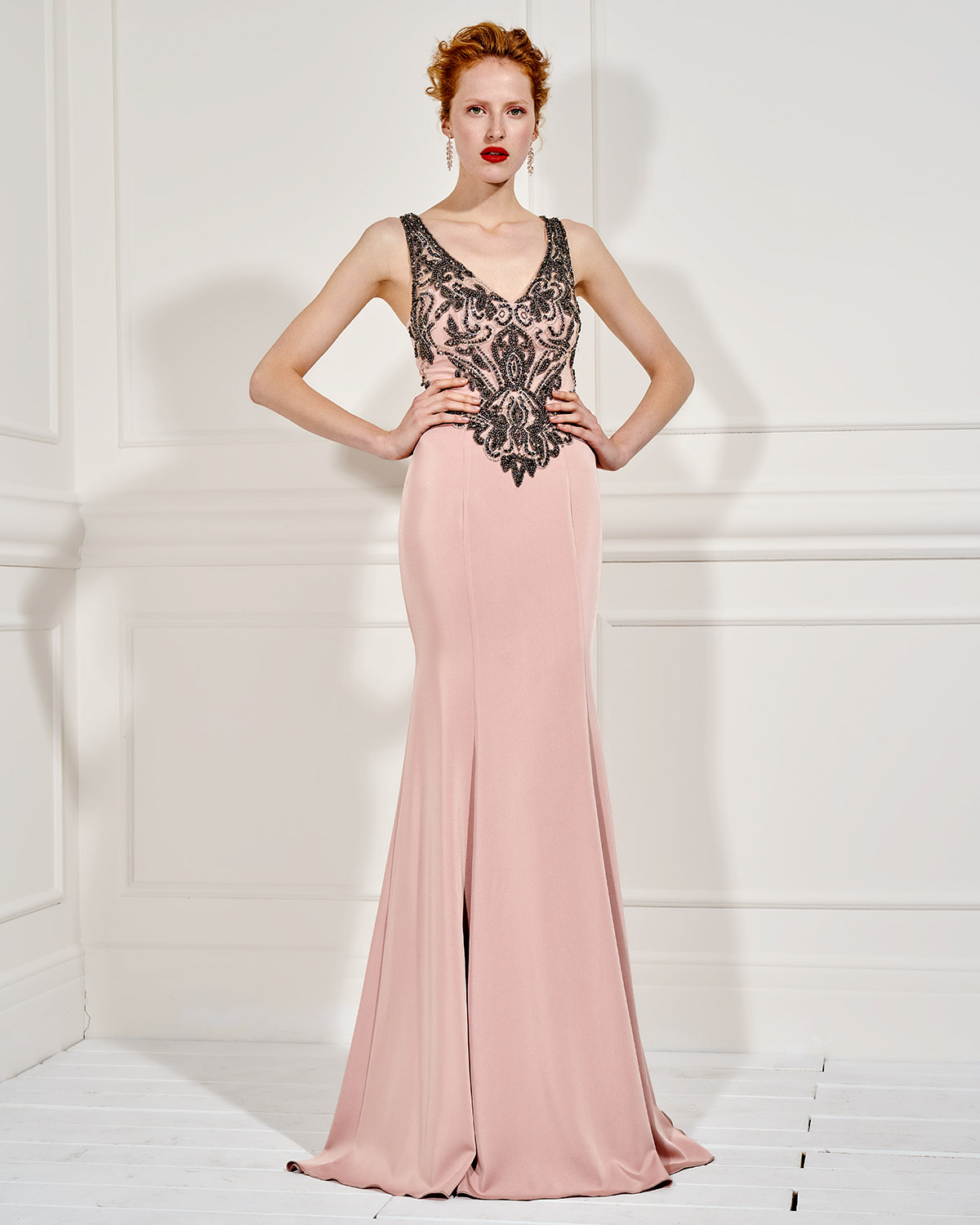 Evening Dresses / Long evening dress with beading and tulle in the back