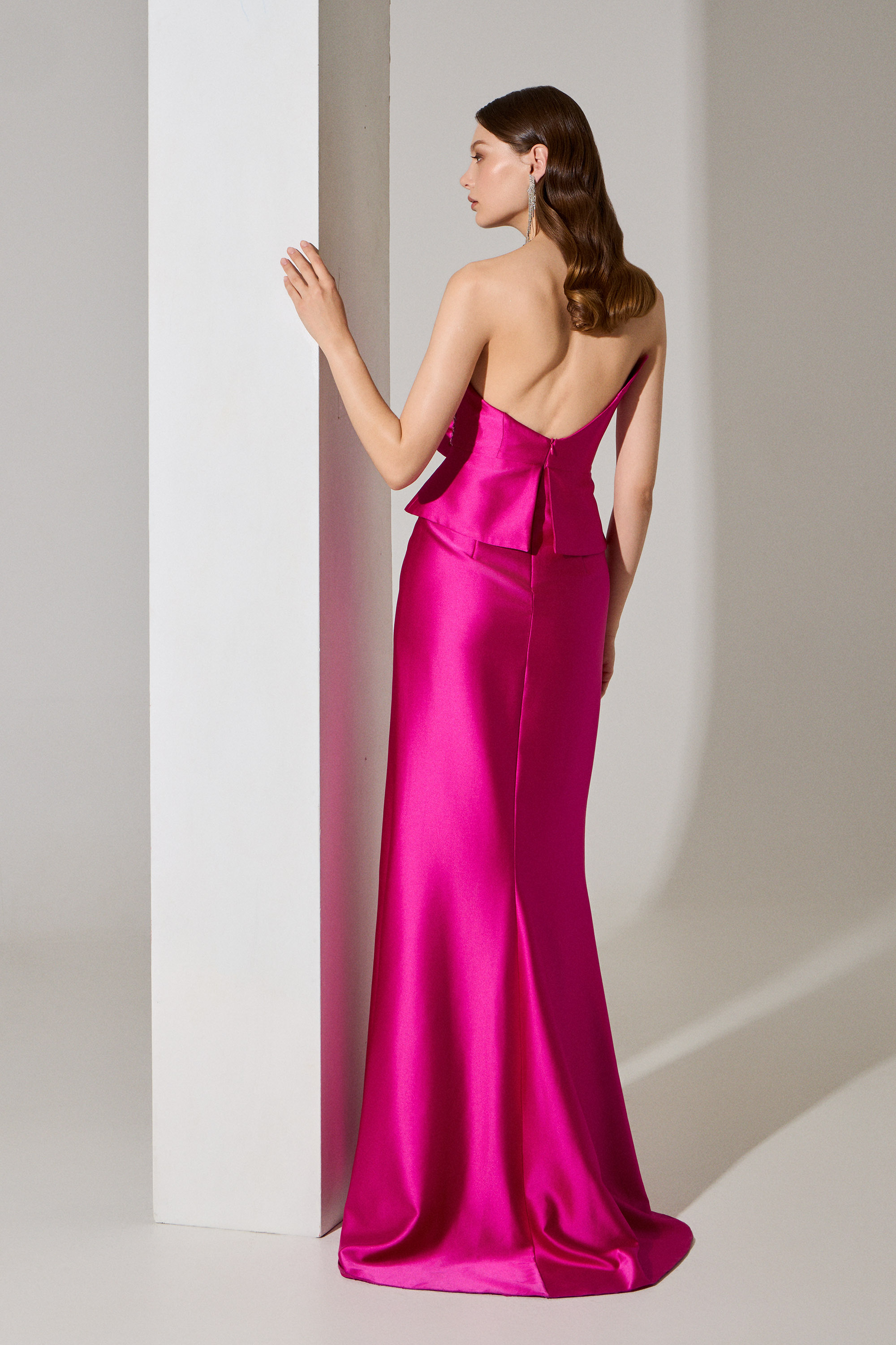 Evening Dresses / Evening long satin dress with a slit, embroidered top, and flower on the side