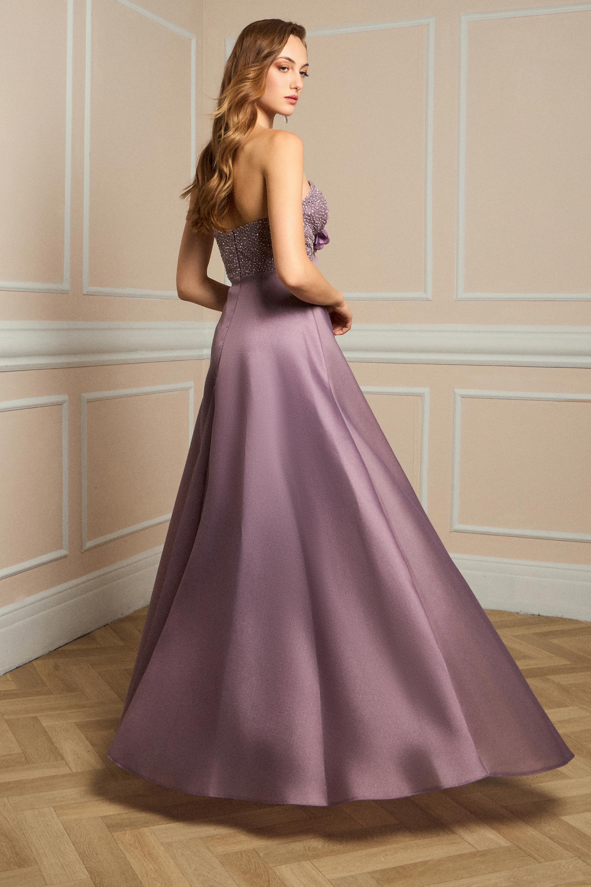 Αμπιγιέ Φορέματα / Αμπιγιέ φόρεμα με κεντημένο μπούστο, φούστα και λουλούδι από οργάντζα