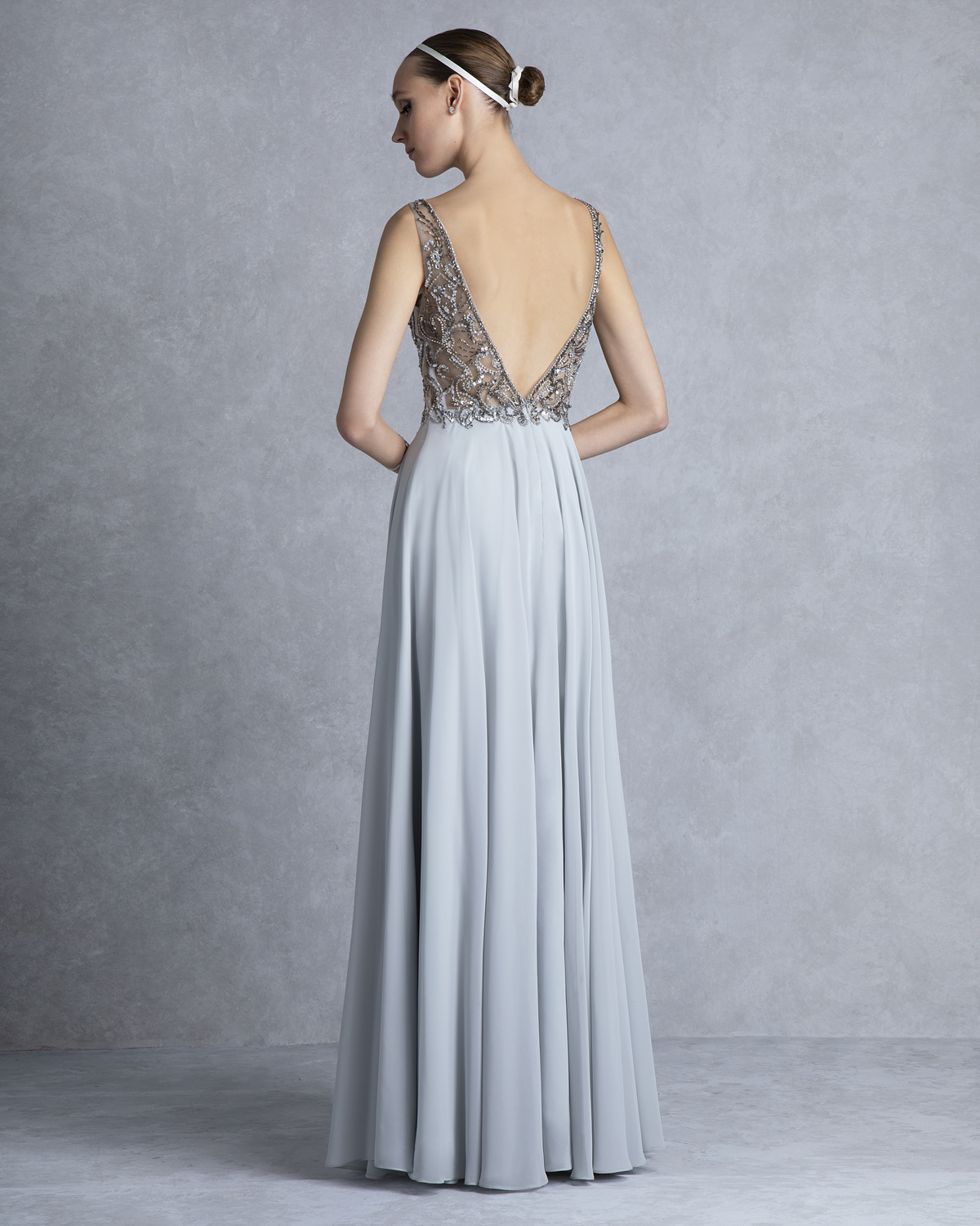 Evening Dresses / Long evening dress with beaded top and chifon skirt