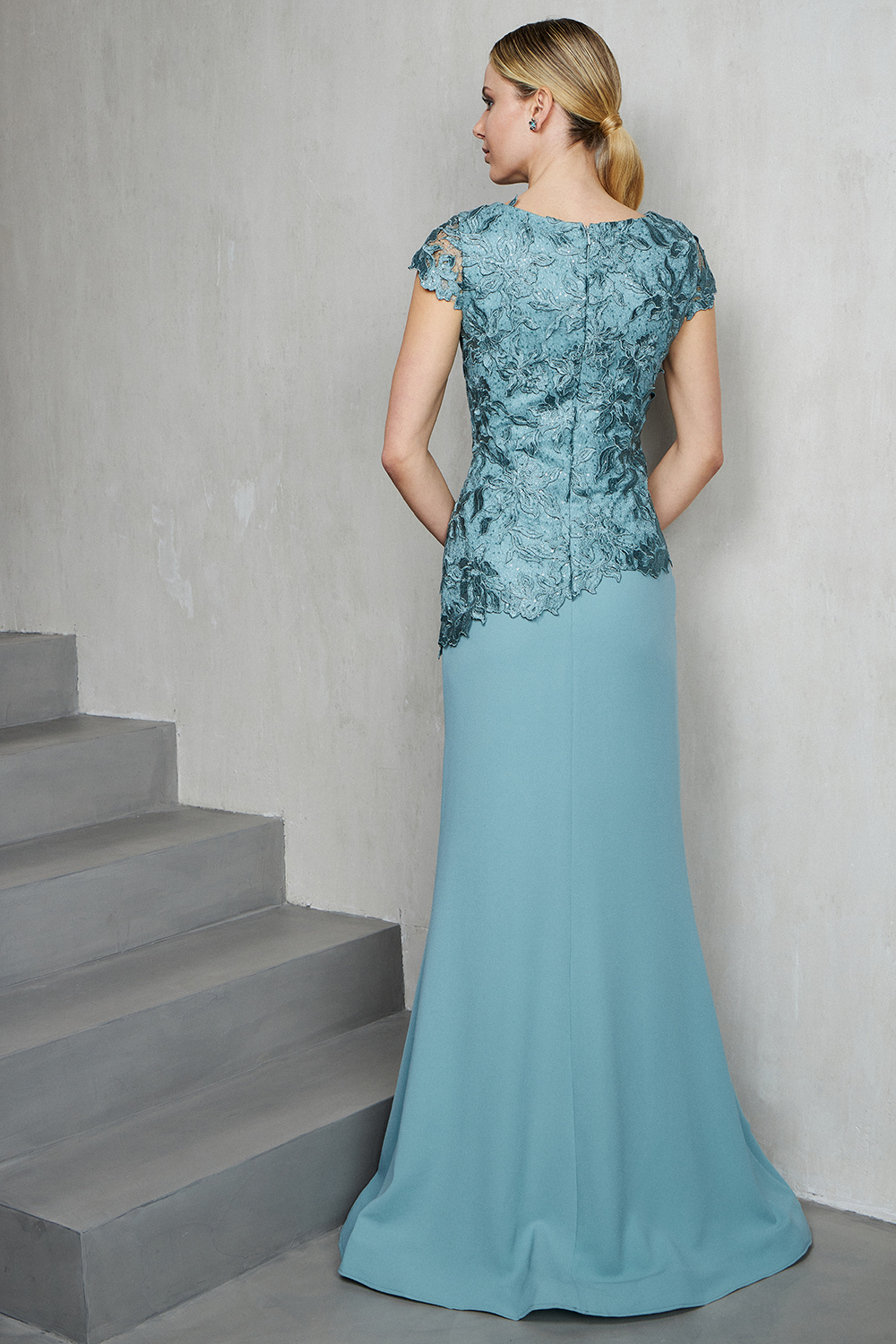 Classic Dresses / Long evening dress with lace top for the mother of the bride