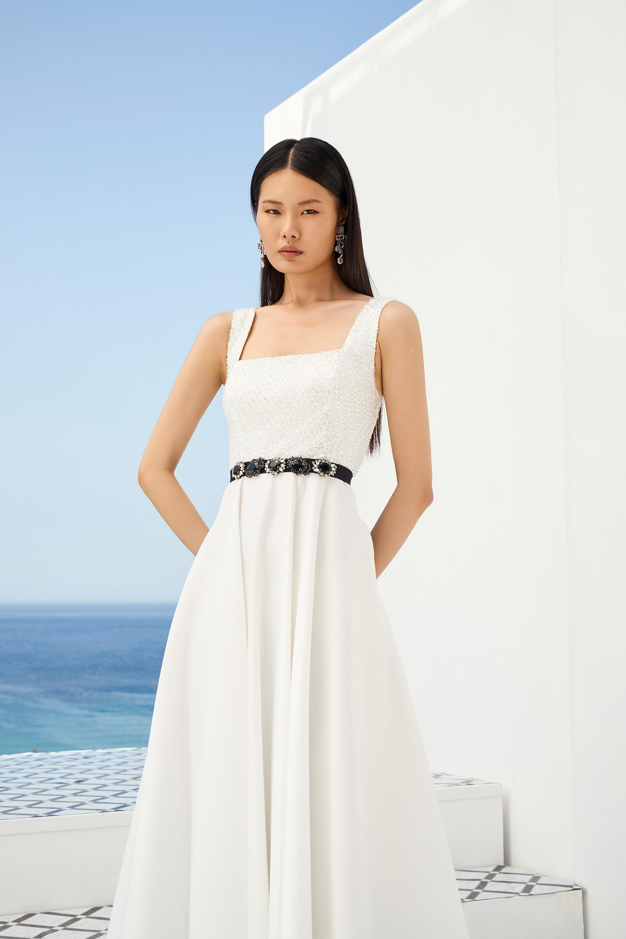 Κοκτέιλ Φορέματα / Κοκτέιλ μίντι φόρεμα με ολοκέντητο μπούστο, ιδανικό για βάπτιση.