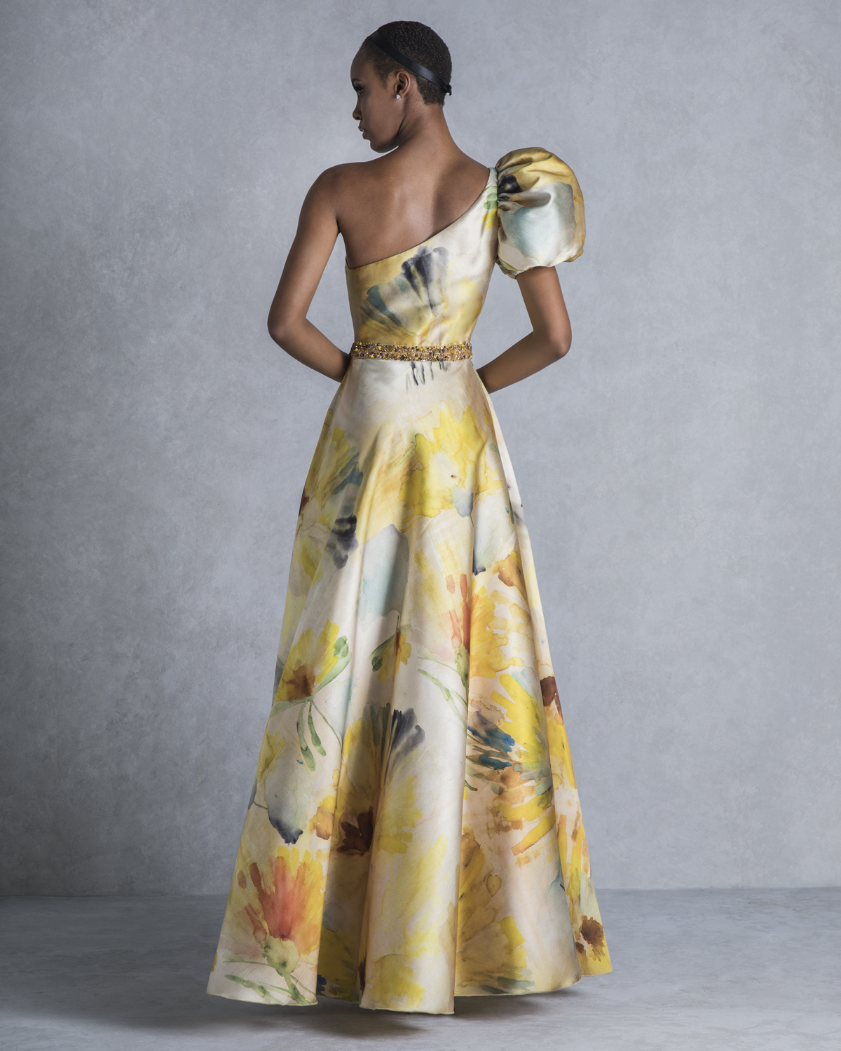 Evening Dresses / One shoulder long evening printed dress with beading on the waist