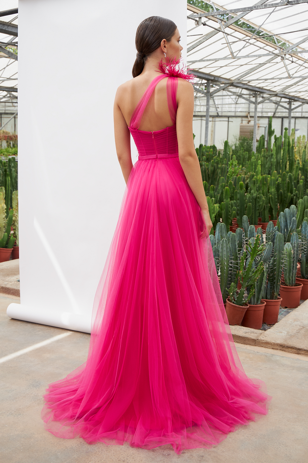 Evening Dresses / One shoulder long  tulle dress with flower on the shoulder and the waist