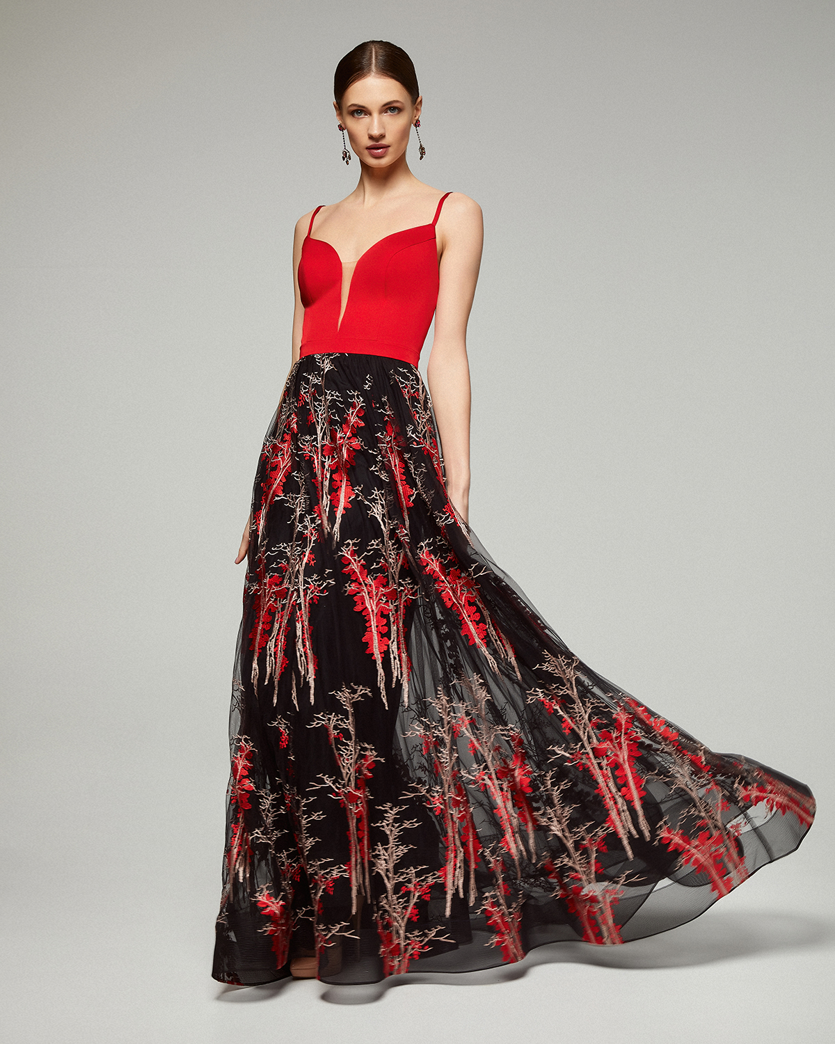 Long evening dress with printed skirt and solid top