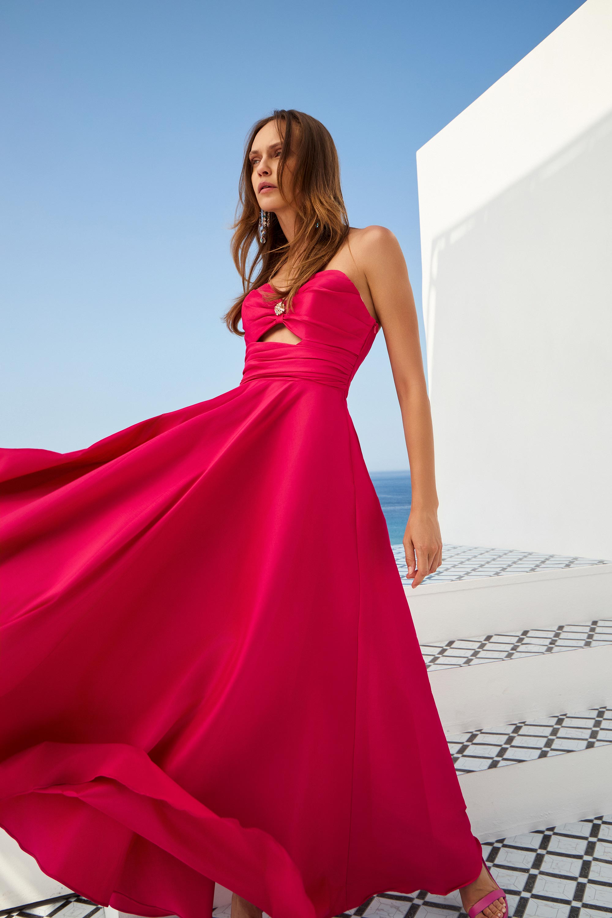 Κοκτέιλ Φορέματα / Στράπλες νεανικό κοκτέιλ φόρεμα με ιδιαίτερο μπούστο, φαρδιά φούστα, ιδανικο για αποφοιτηση